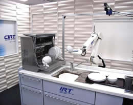 食器を器用に扱うキッチンロボット